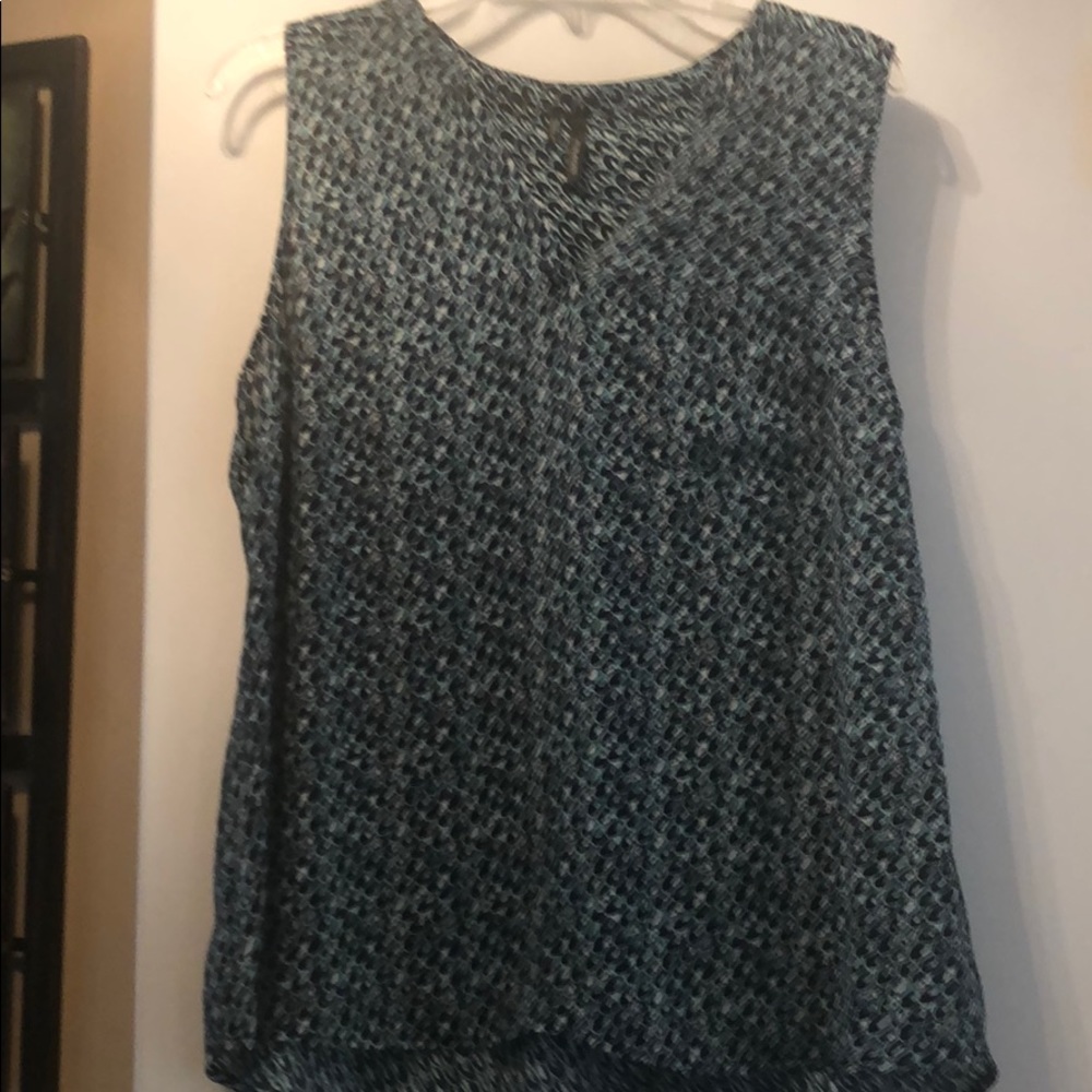 Sleeveless blouse